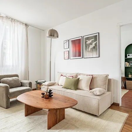 Cozy With Great Views - 4p Apartment