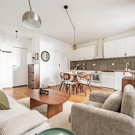 Cozy With Great Views - 4p Apartment *