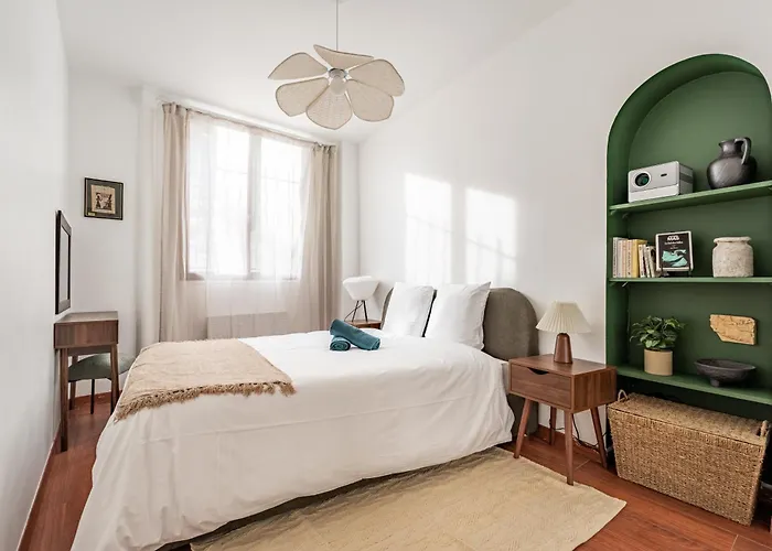 Cozy With Great Views - 4p * Parijs